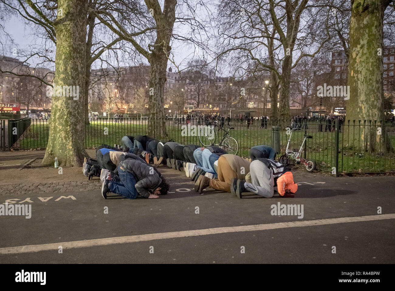 Speakers' Corner, parler en public l'angle nord-est de Hyde Park à Londres. Banque D'Images