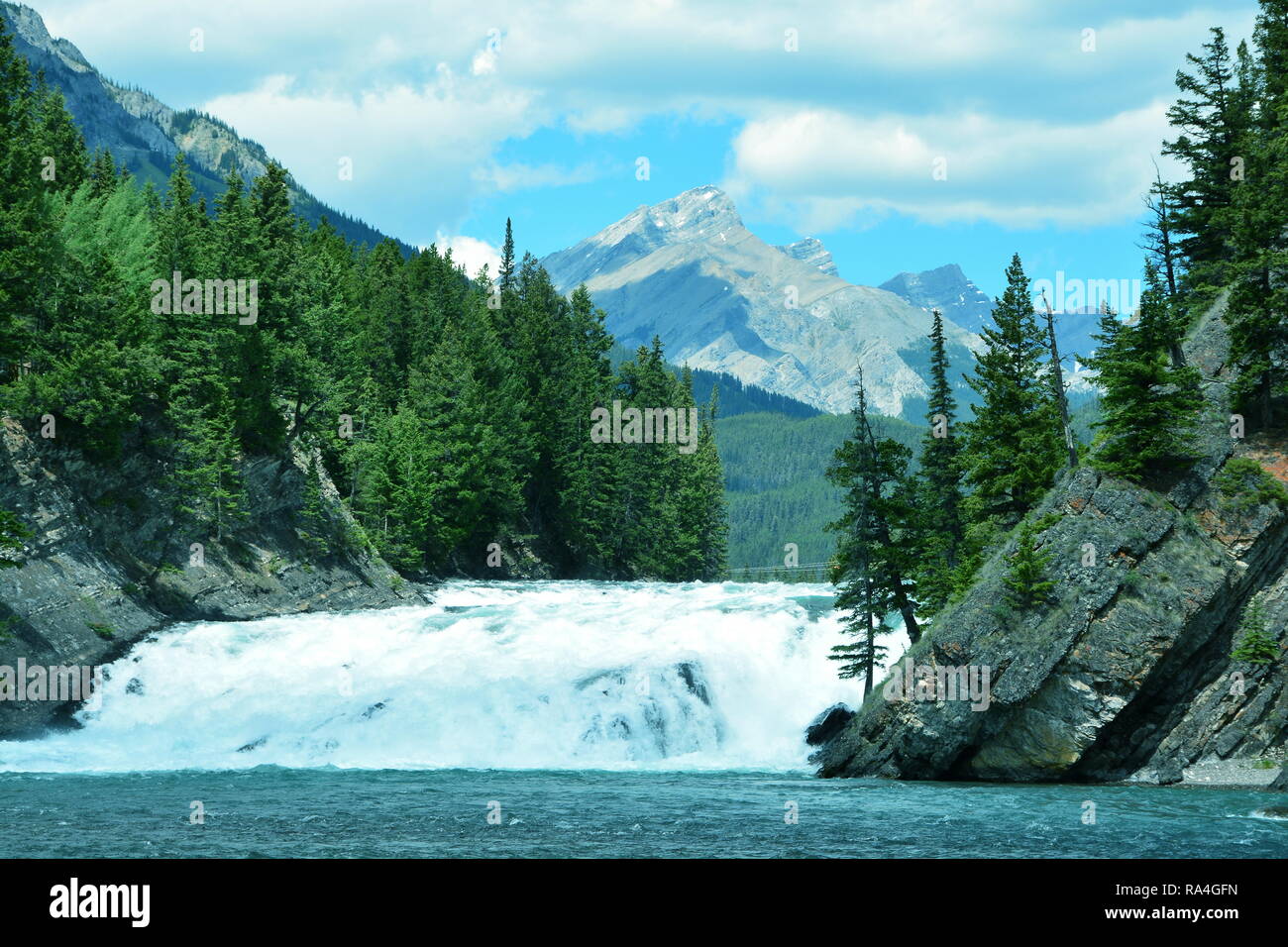 Chutes Bow, dans le parc national Banff, Alberta Canada. Banque D'Images