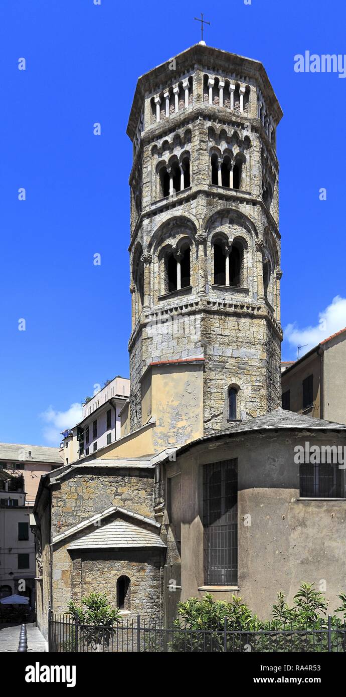Wlochy - Ligurie - Gênes - kosciol sw. Donata - Chiesa di San Donato przy Via San Donato Italie - Ligurie - Gênes - église de San Donato Banque D'Images