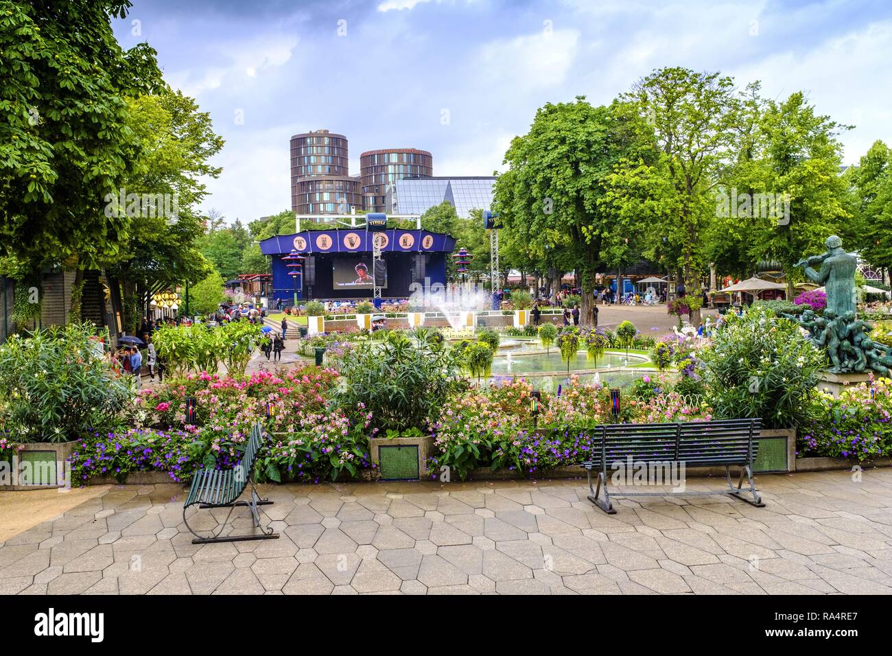 Dania - région Nouvelle-zélande - Kopenhaga - Park Tivoli activités w centrum miasta - atrakcje j'ogrotty - Danemark Nouvelle-zélande région - le centre-ville de Copenhague - historique Tivoli Gardens amusement park - jardin att Banque D'Images