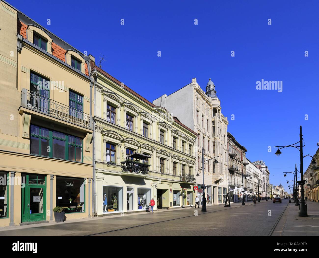 Lodz, XIX-wieczne kamienice, Ulica Piotrkowska Lodz, Pologne - Quartier historique de Lodz et la rue Piotrkowska avec XIX siècle tènements Banque D'Images