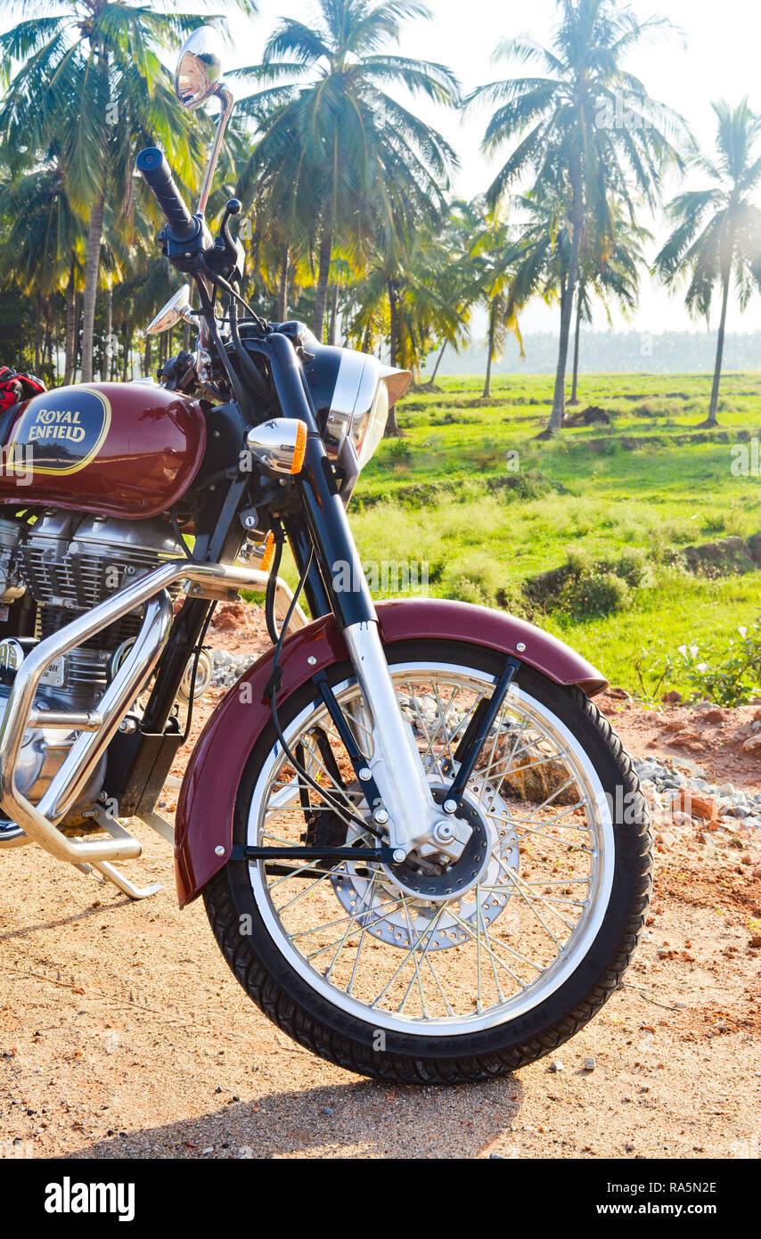 Karnataka, Inde - 08 janvier 2017La moto Royal Enfield, célèbre moto dans l'Inde Banque D'Images