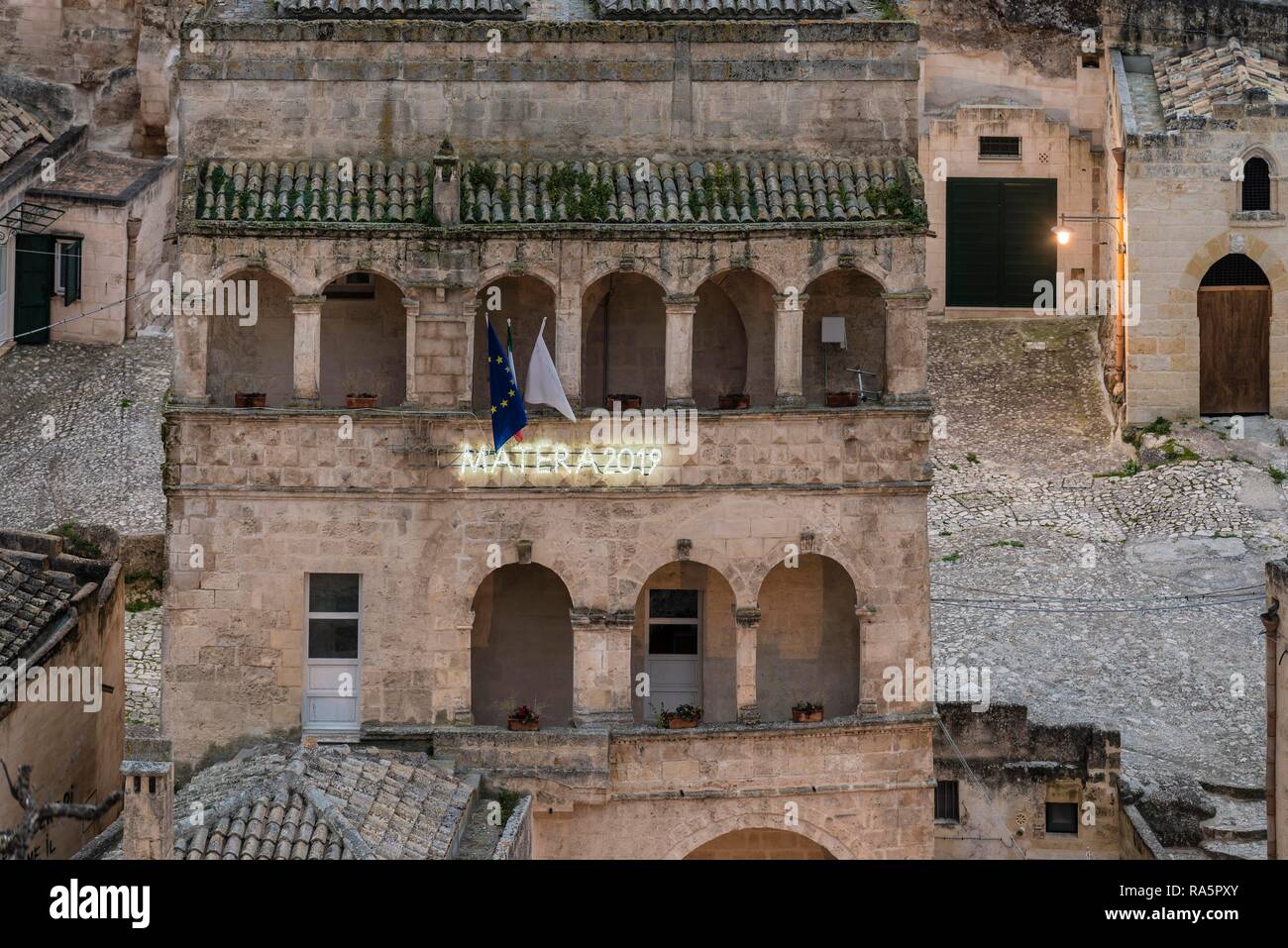 Matera Fluorescent 2019 au Palazzo del Casale, capitale de la Culture 2019, Matera, Basilicate, Italie Banque D'Images