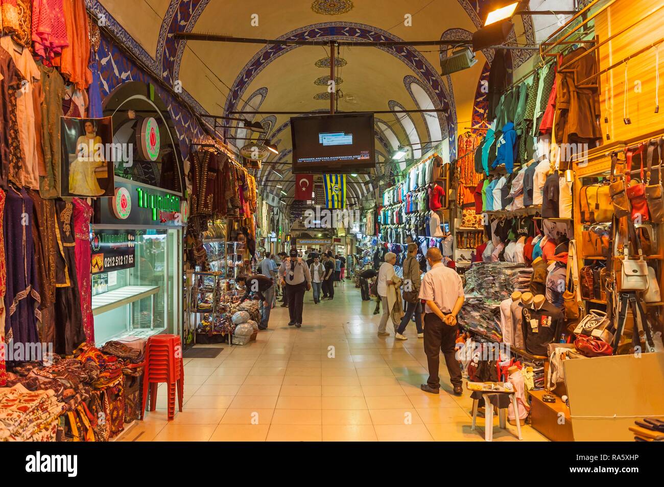 Grand Bazar, le marché du textile, Istanbul, Turquie Banque D'Images
