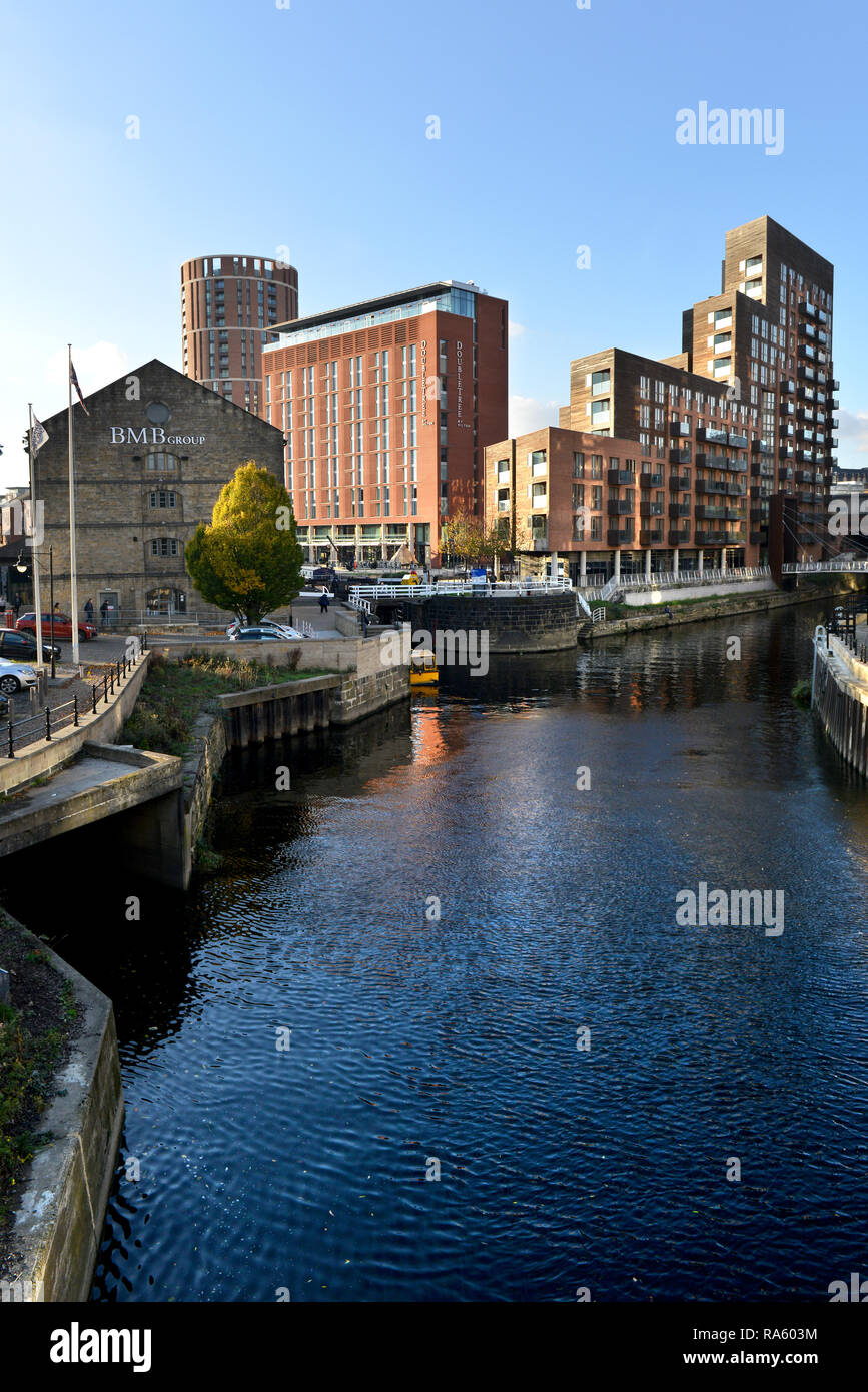 Rivière Aire, Leeds, West Yorkshire, Royaume-Uni Banque D'Images