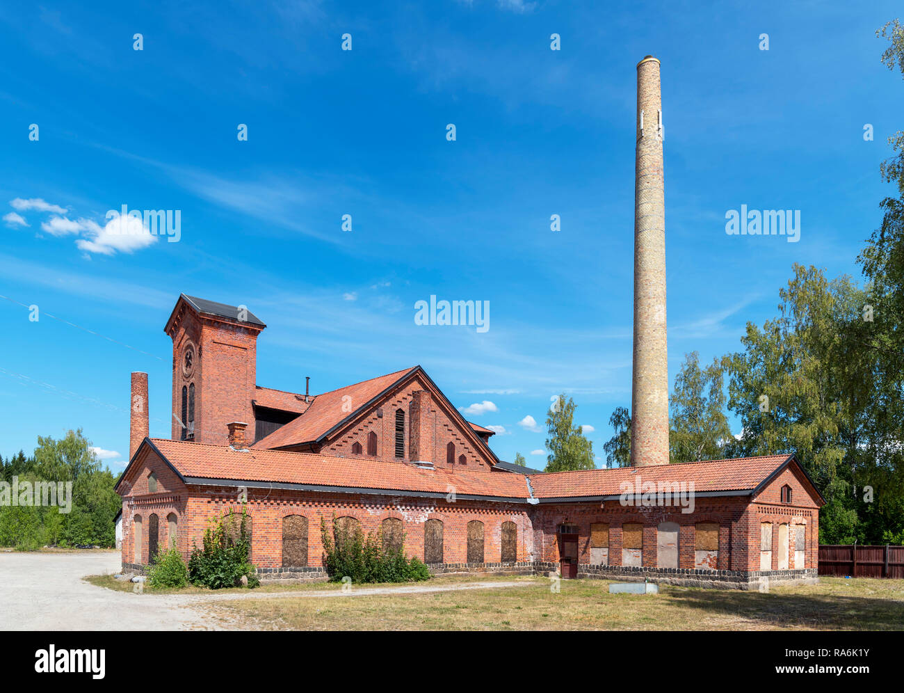 Bâtiment industriel, juste en dehors de la mine d'argent de Sala silvergruva (Sala), un musée en plein air dans la région de Sala, Västmanland, Suède Banque D'Images