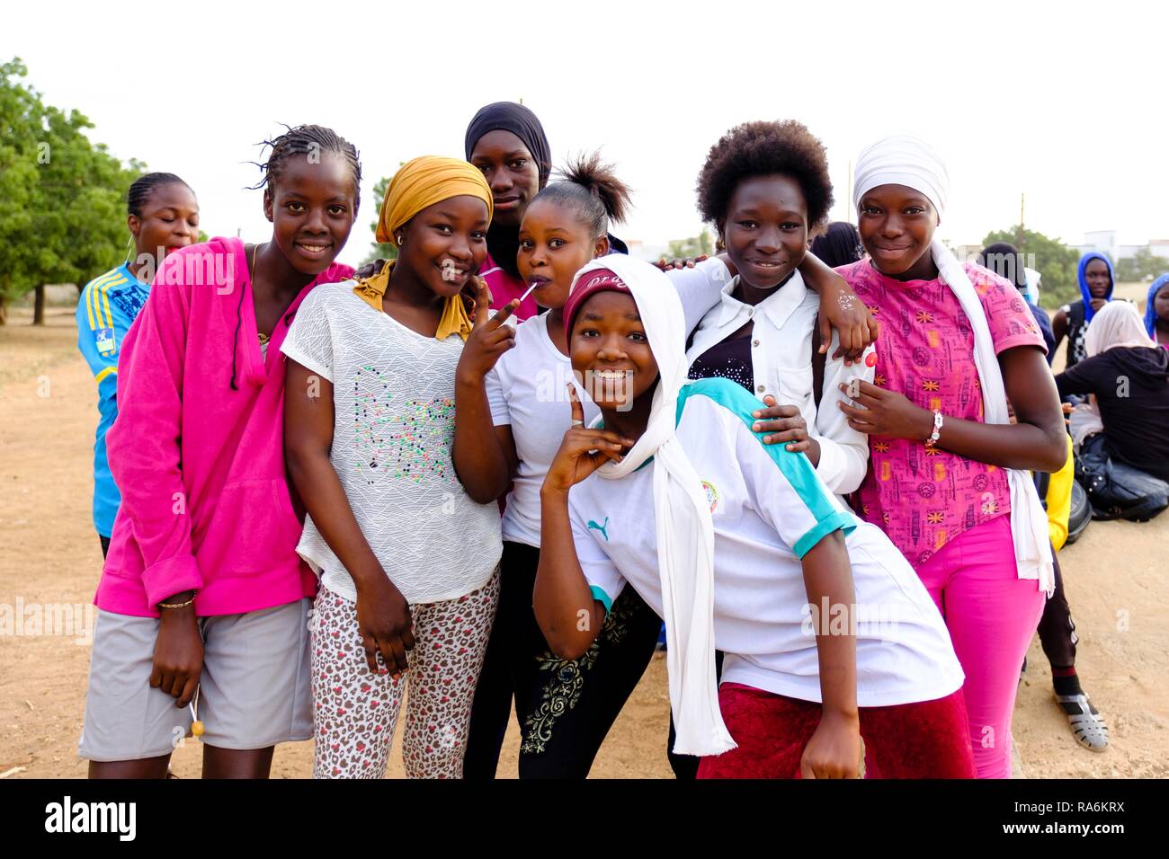 Groupe de jeunes filles sénégalaises, Dakar, Sénégal Banque D'Images