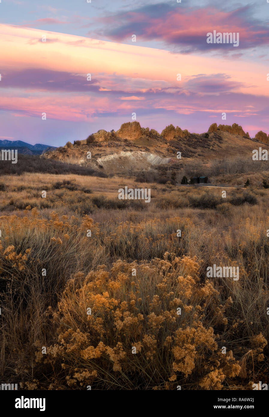 Lever du soleil sur la lueur de Backbone hogbacks Devils situé dans le Colorado Loveland Banque D'Images