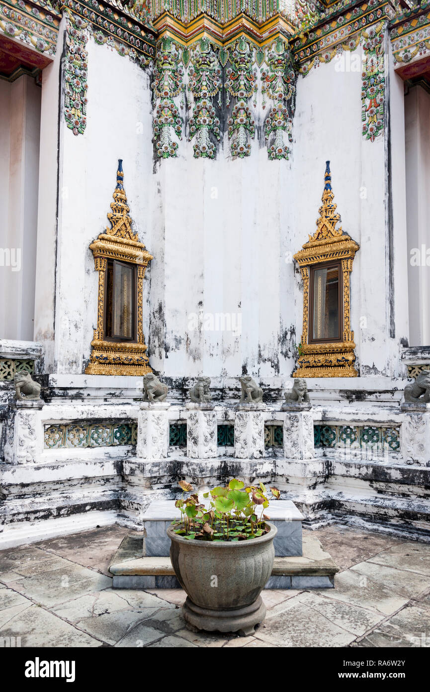 Ancienne cour du temple, Bangkok, Thaïlande Banque D'Images