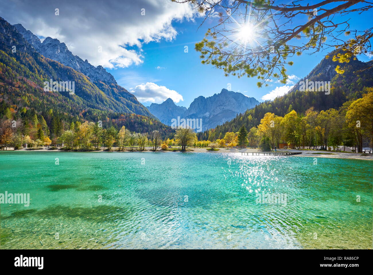 Jasna Lake, parc national du Triglav, Alpes Juliennes, en Slovénie Banque D'Images