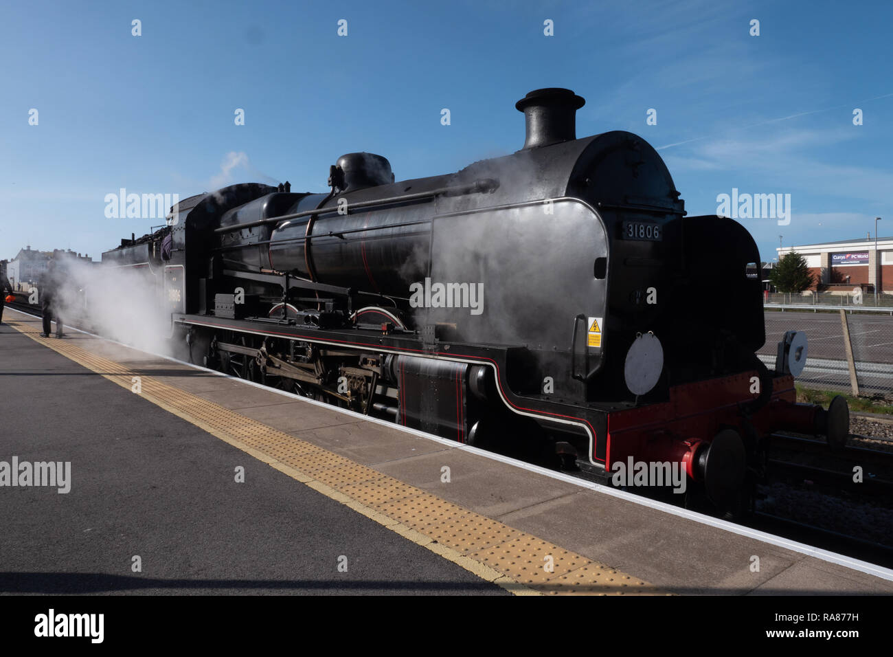 31806 Moteur à vapeur à la gare de Weymouth Banque D'Images