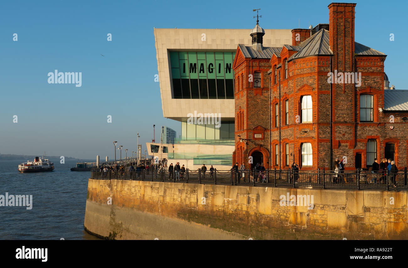 Musée de Liverpool, Pier Head, Liverpool, sur la Mersey. Image prise en octobre 2018. Banque D'Images