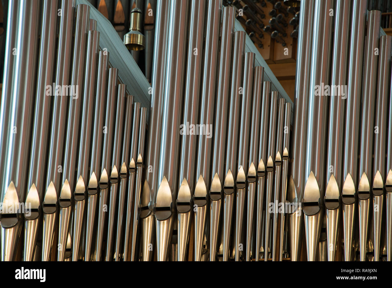 Rangée de tuyaux d'orgue Banque D'Images