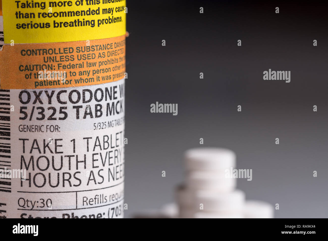 Macro d'oxycodone bouteille comprimé aux opiacés Banque D'Images