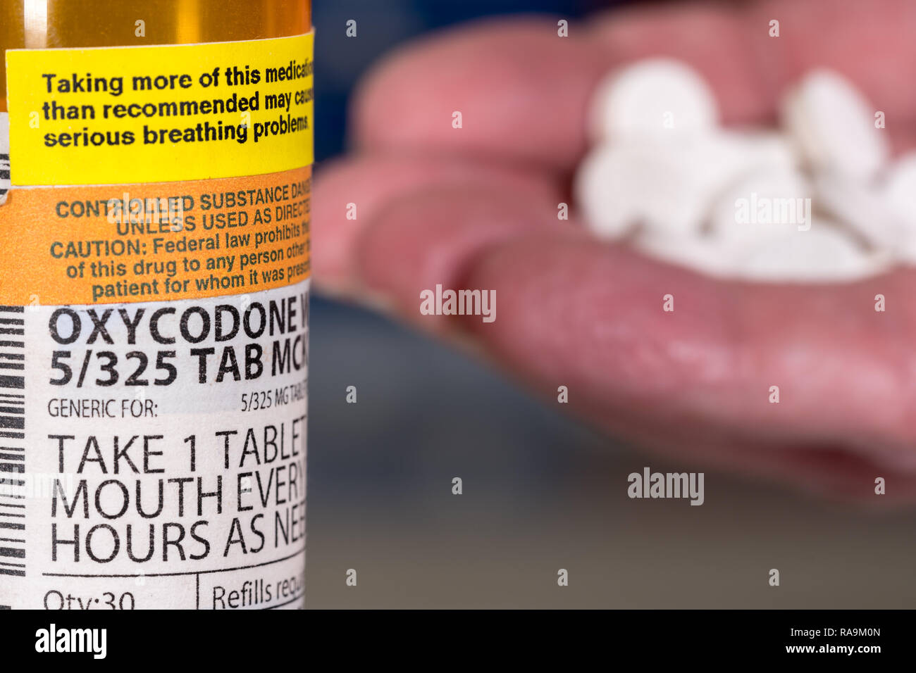 Macro d'oxycodone bouteille comprimé aux opiacés Banque D'Images