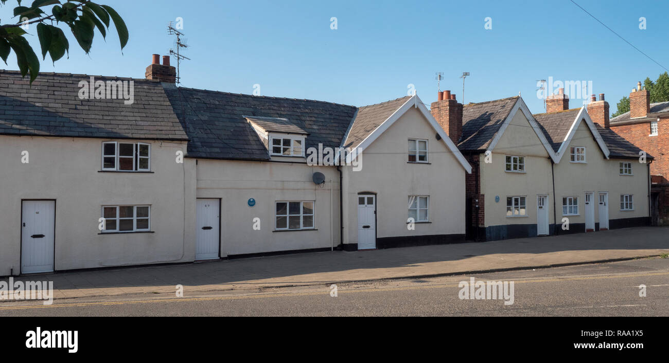 Chaumières du 17e siècle sur la rue principale dans le village de Frodsham, Cheshire, Royaume-Uni Banque D'Images