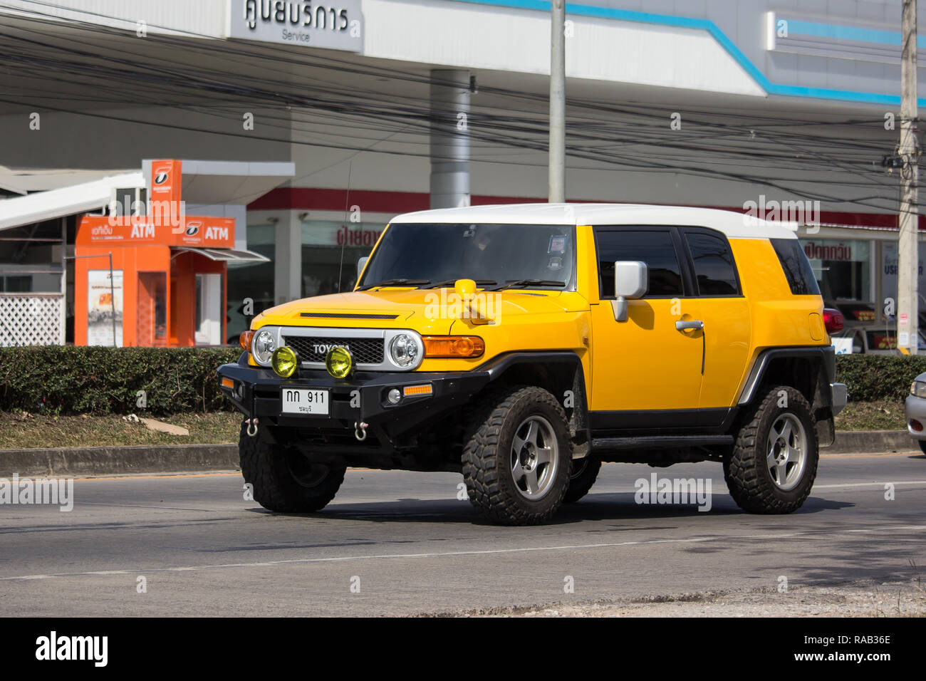 Chiang Mai Thailande 3 Janvier 19 Voiture Toyota Fj Cruiser Sur Road No 1001 A 8 Km De La Ville De Chiangmai Photo Stock Alamy