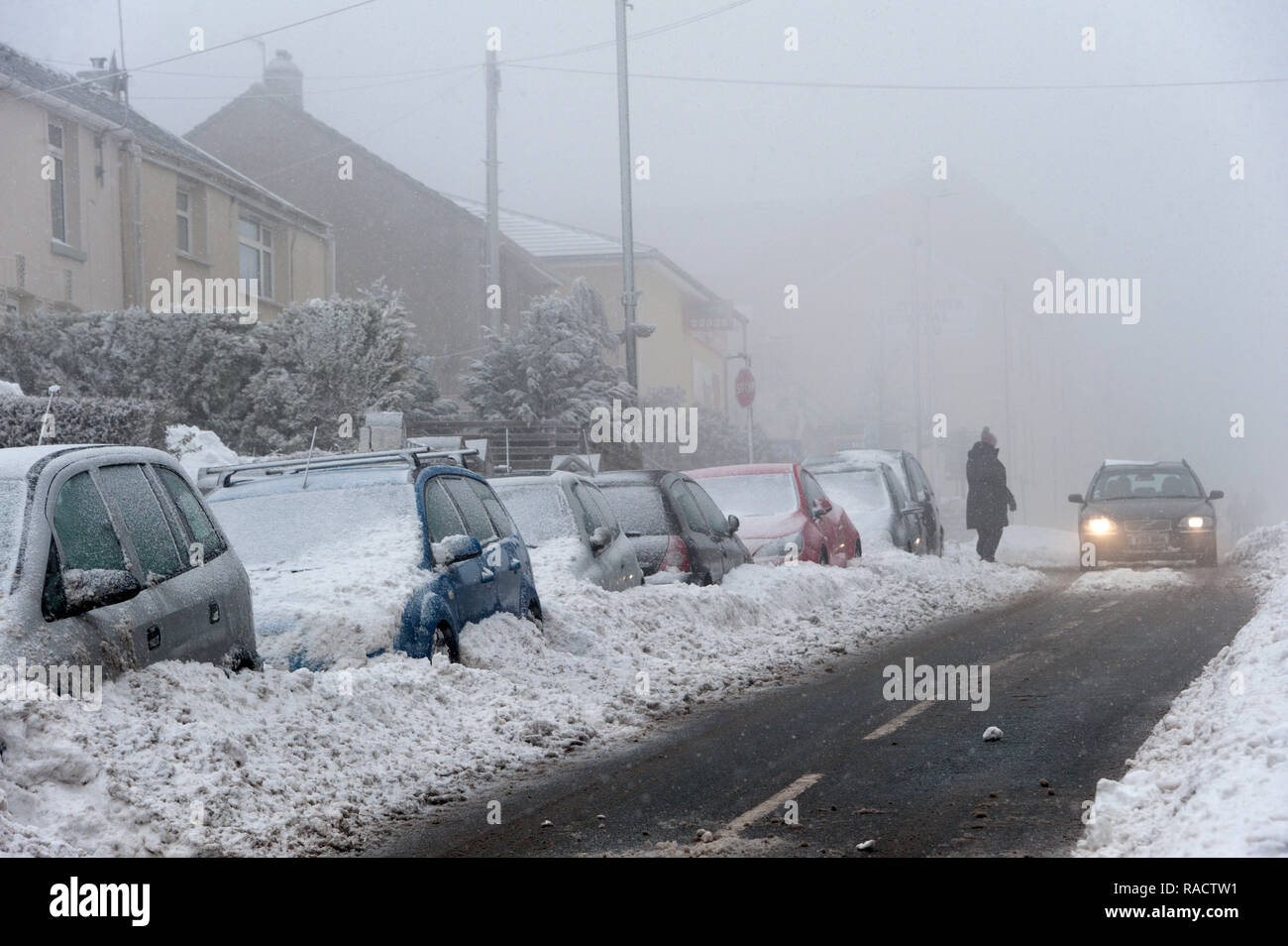 Une tempête frappe la ville de Brynmawr dans Blaenau Gwent, au Pays de Galles, Royaume-Uni, Europe Banque D'Images