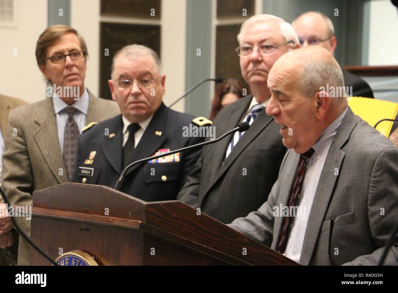 Les membres de la Chambre des représentants rendre hommage au major général Frank Vavala le Jeudi, Janvier 26, 2017. Banque D'Images