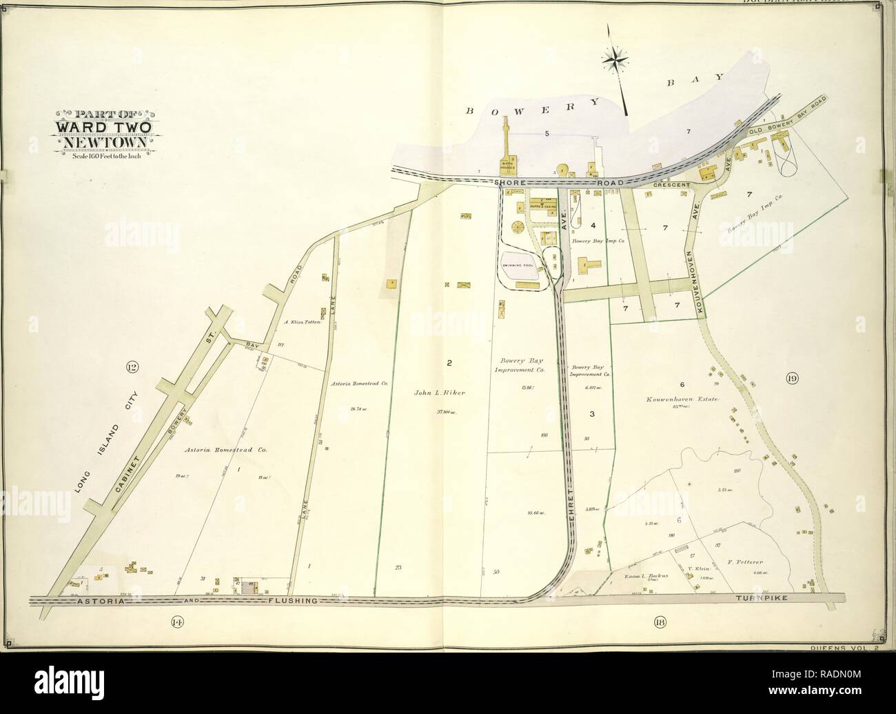 Les reines, tome 2, plaque Double Page n° 13, partie de deux quartiers de Newtown, site délimité par la ville de Long Island, le Cabinet St repensé Banque D'Images