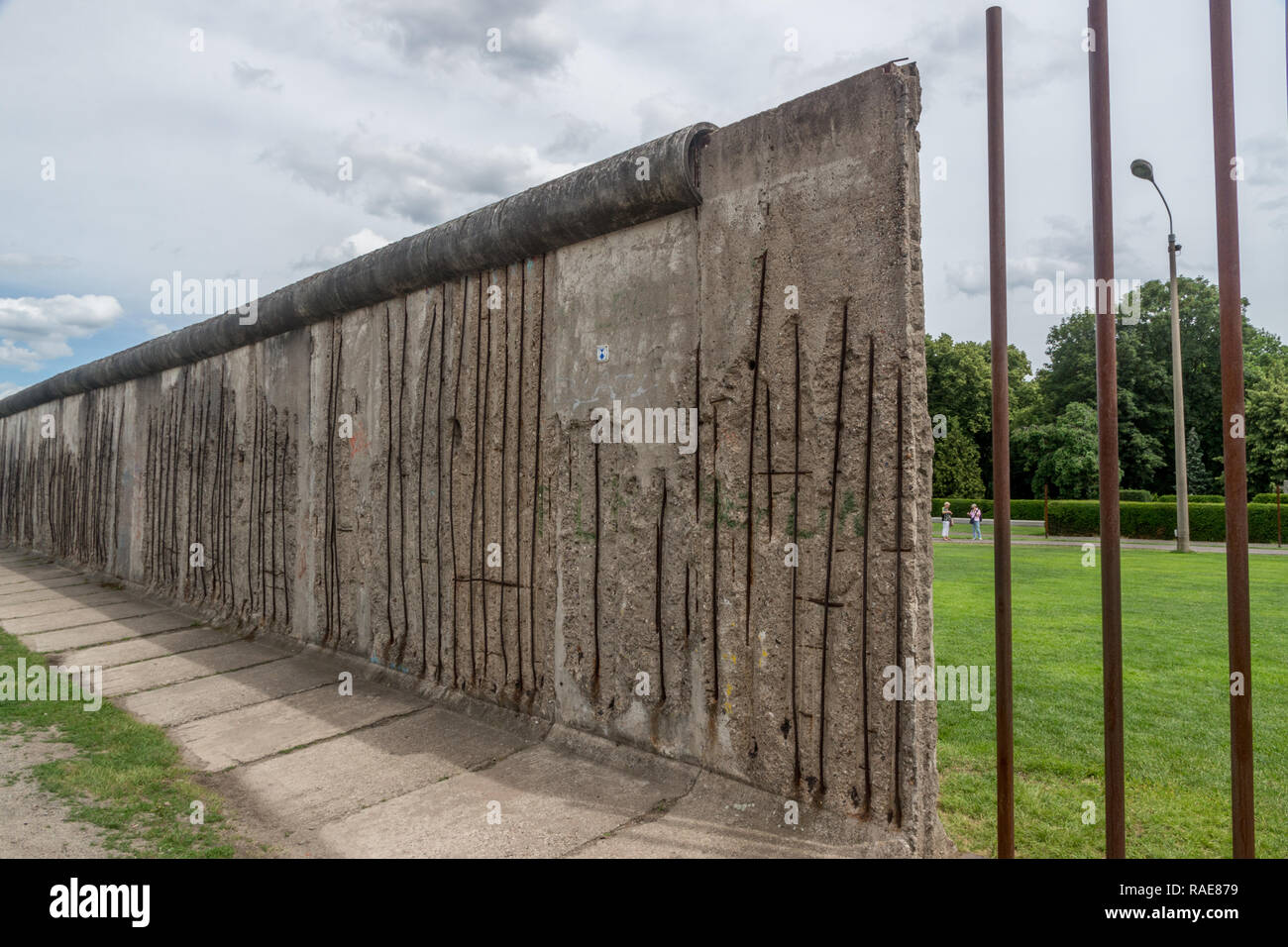 Berlin- Allemagne - Juin 2016 : une section de mur de Berlin (Berliner Mauer) dans Bernauer Strasse. Banque D'Images