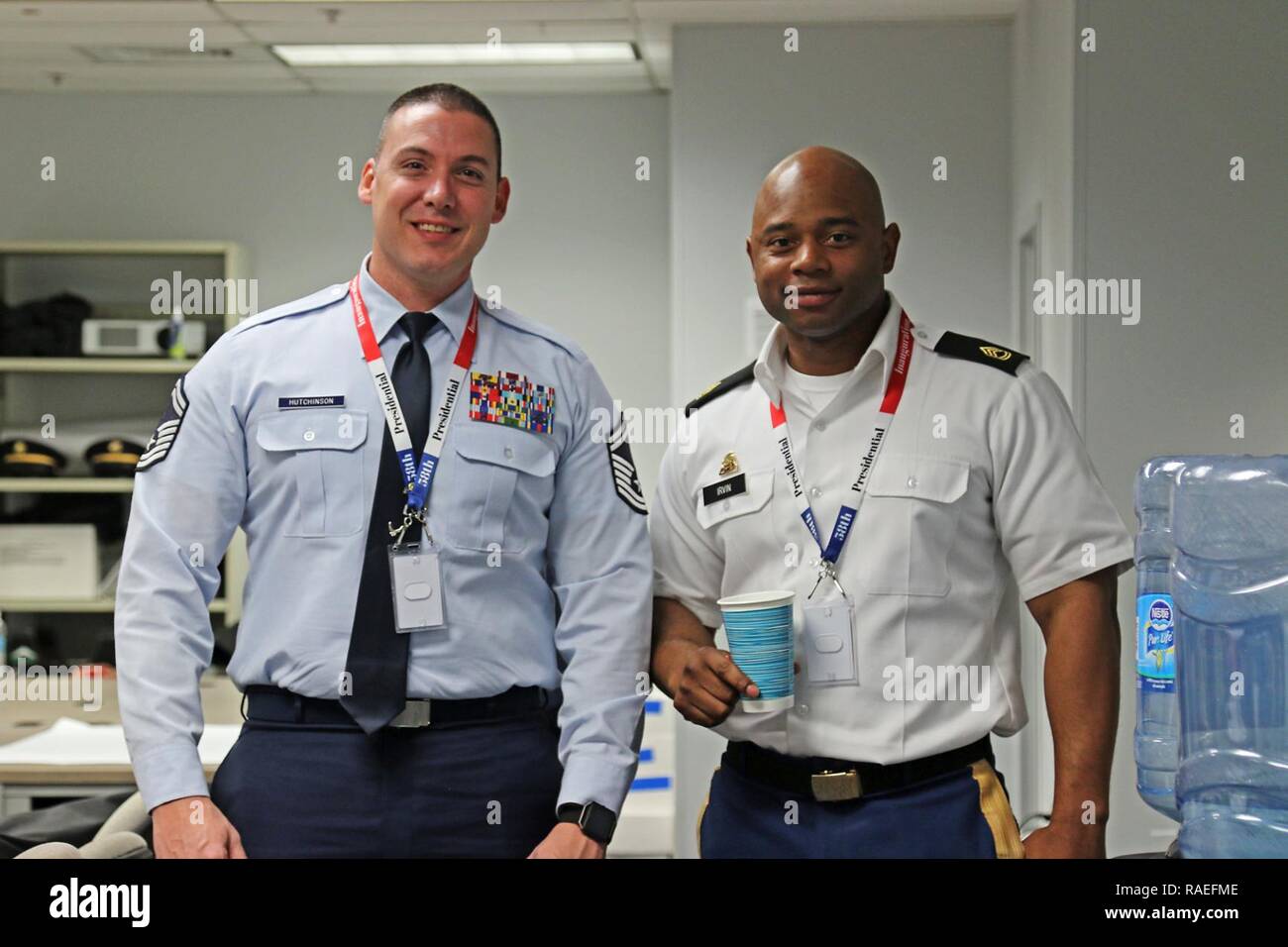 Avec trois jours avant l'événement, les membres de la Force opérationnelle interarmées - Région de la capitale nationale, le soutien de la 58e Cérémonie d'investiture sont à leurs derniers préparatifs, à Washington, D.C., le 17 janvier. En 2017, le personnel militaire affecté à la FOI-RCN a fourni un soutien et de cérémonie militaire l'appui de la défense aux autorités civiles au cours de la première période. Banque D'Images