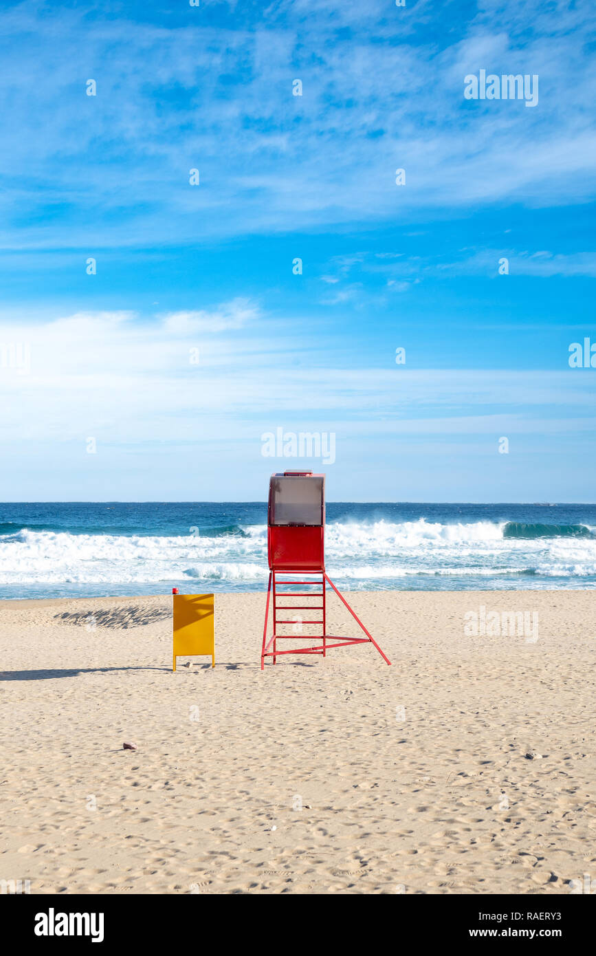 Plage de sable et de ciel bleu. Plage de Gangwon-do, en République de Corée. Banque D'Images