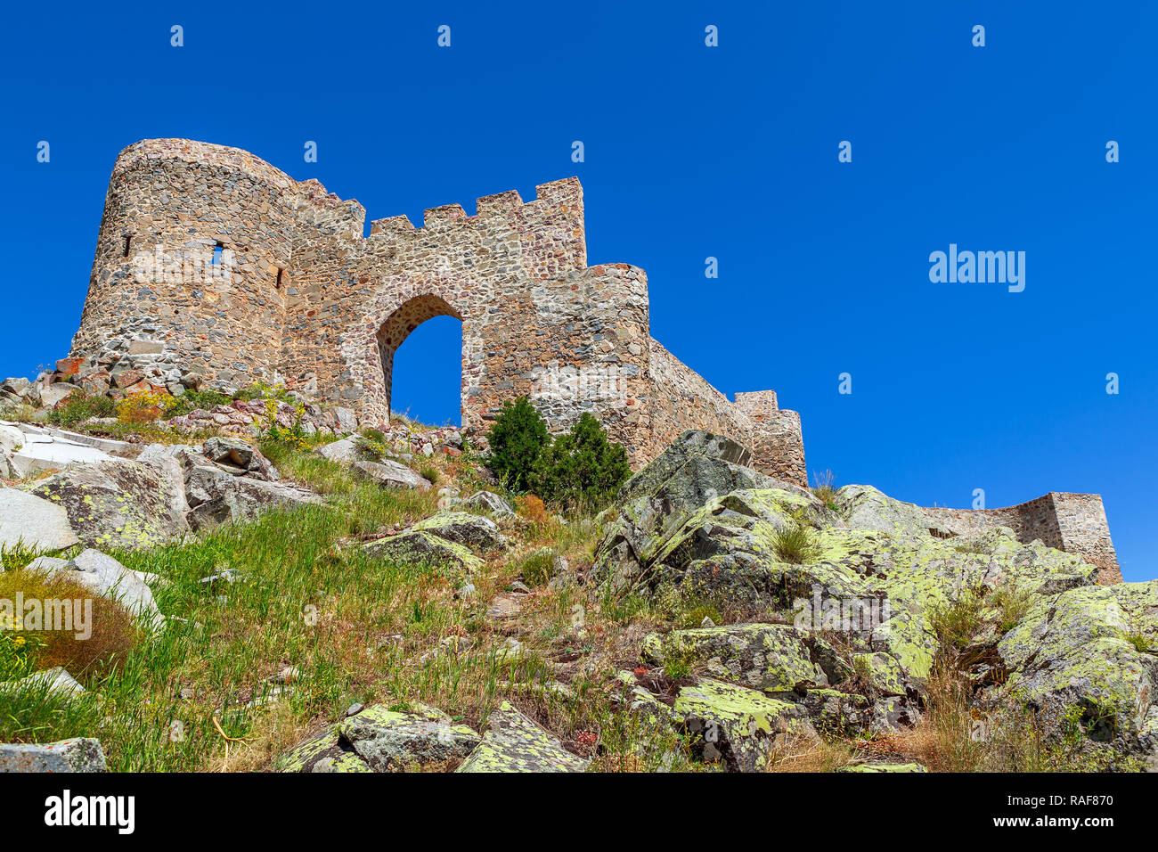 Château de Kov est situé dans les limites du village de Kirac Gümüşhane - la Turquie. En 1361, il est dit que par III. Alexis, elle a été faite pour re Banque D'Images