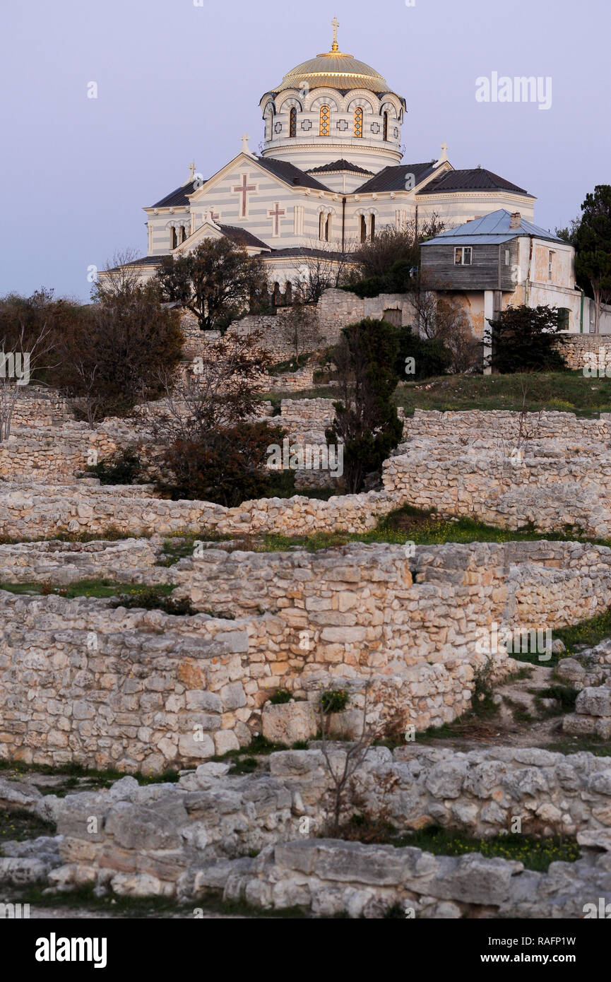 Cathédrale Orthodoxe Russe néobyzantin Vladimirskiy (St. Vladimir
