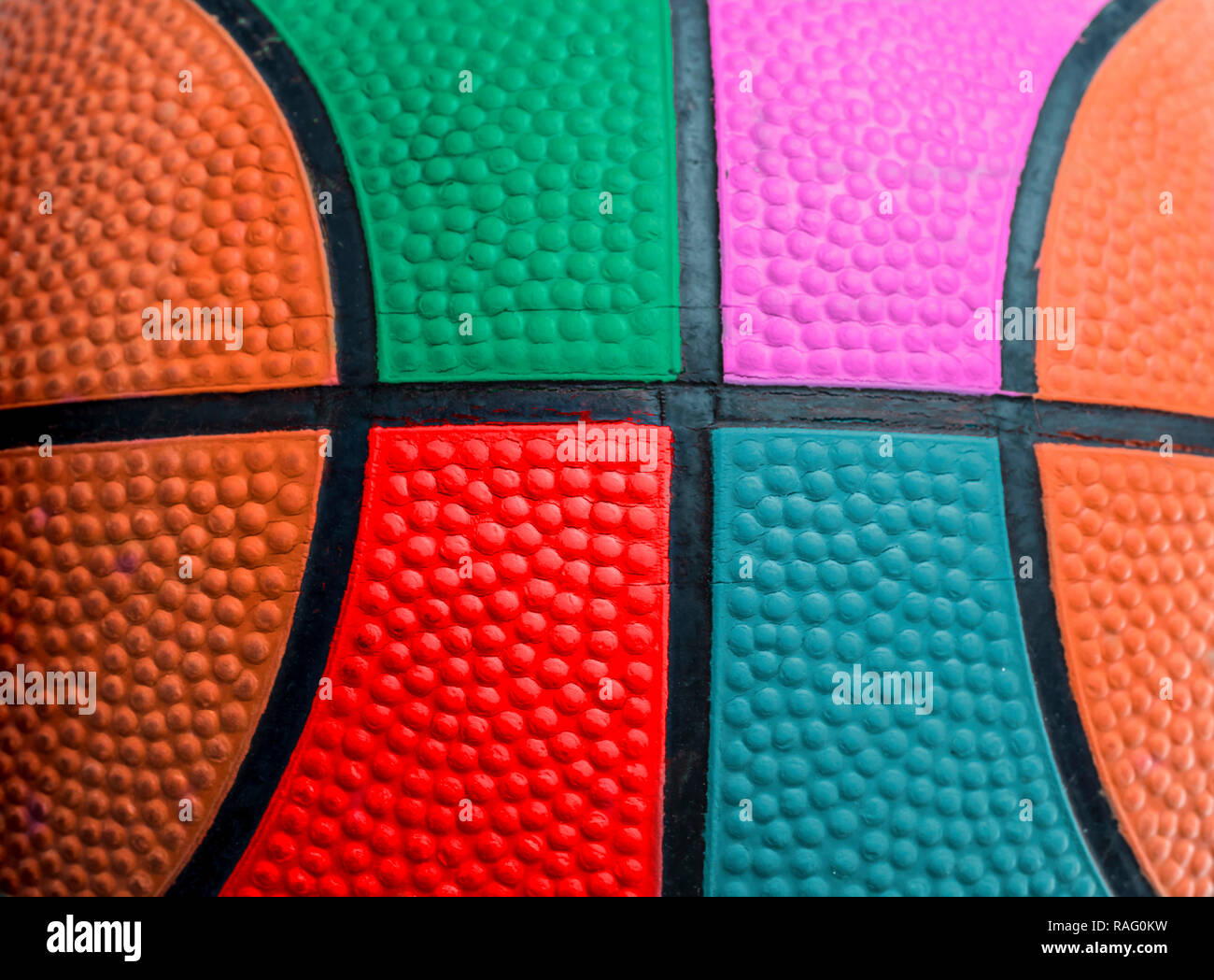 Détail de Texture multicolore d'un ballon de basket-ball Banque D'Images
