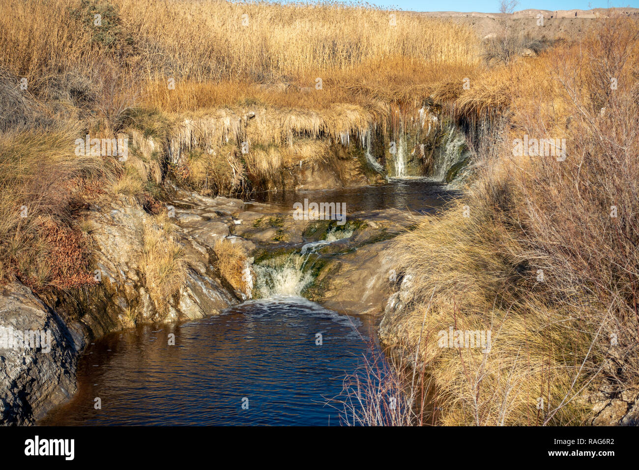 Cascade de la rivière Amargosa saumâtre, zone naturelle de la rivière Amargosa Valley, Californie Tecopa, Banque D'Images