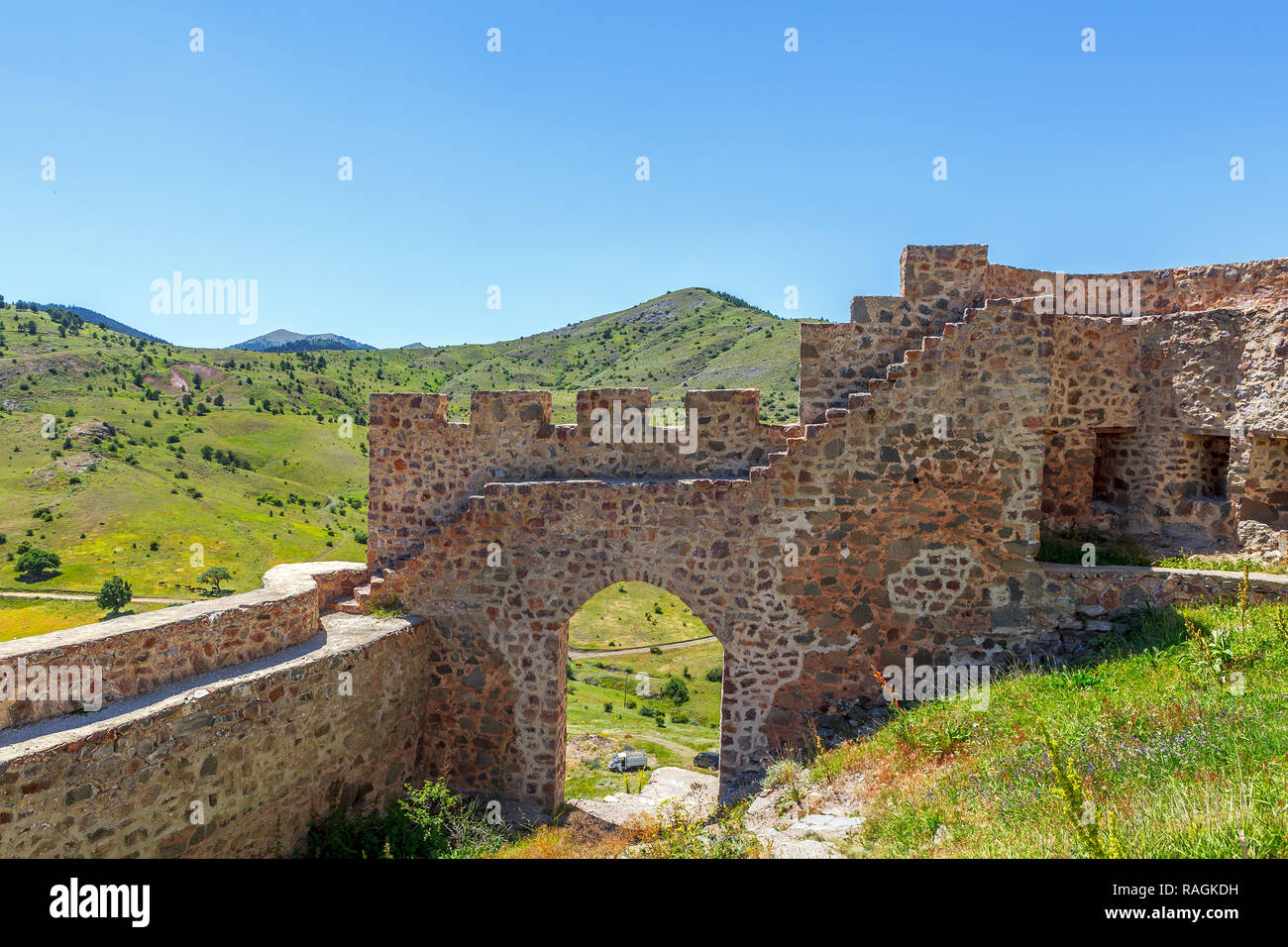 Château de Kov est situé dans les limites du village de Kirac Gümüşhane - la Turquie. En 1361, il est dit que par III. Alexis, elle a été faite pour re Banque D'Images
