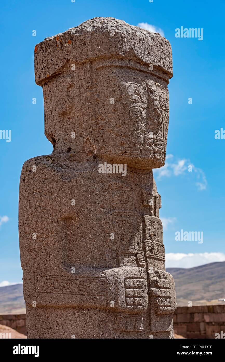 Dans Kalsasaya, Temple monolithe Tihuanaku, Tiawanacu, Tiahuanaco, Site du patrimoine mondial de l'Ingavi, Province, La Paz, Bolivie Banque D'Images