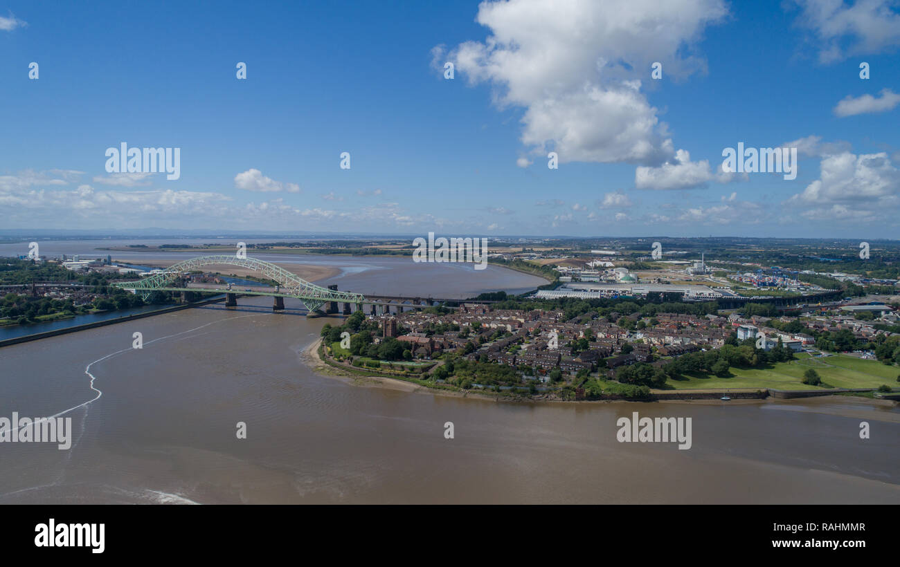 Le Mersey Gateway Bridge Construction, 2014-2017. Différentes étapes de la construction du pont entre Madrid et Runcorn (Halton) sur la Rivière Mersey Banque D'Images