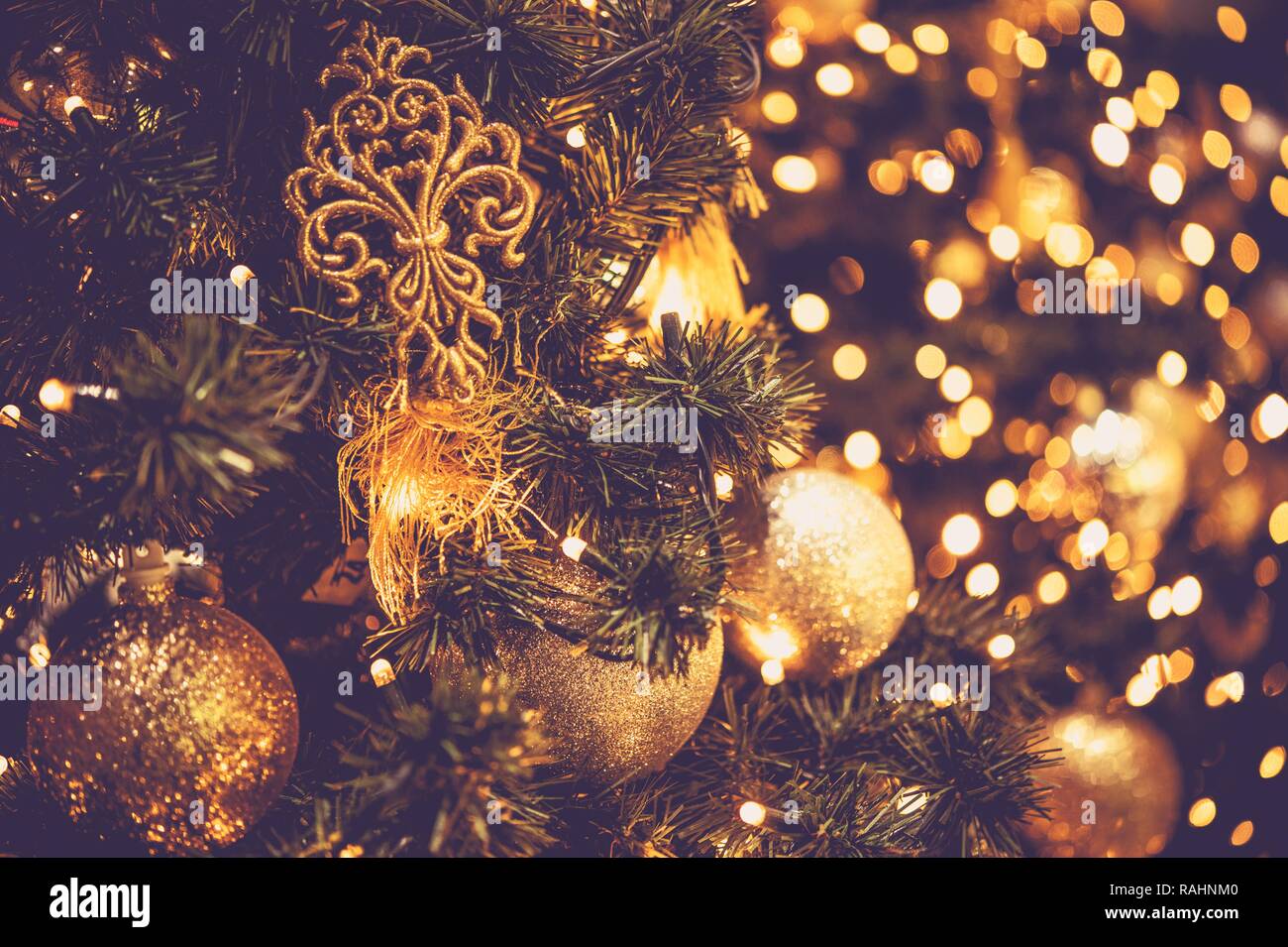 Arbre de Noël ornements de vacances Photo d'arrière-plan. Banque D'Images
