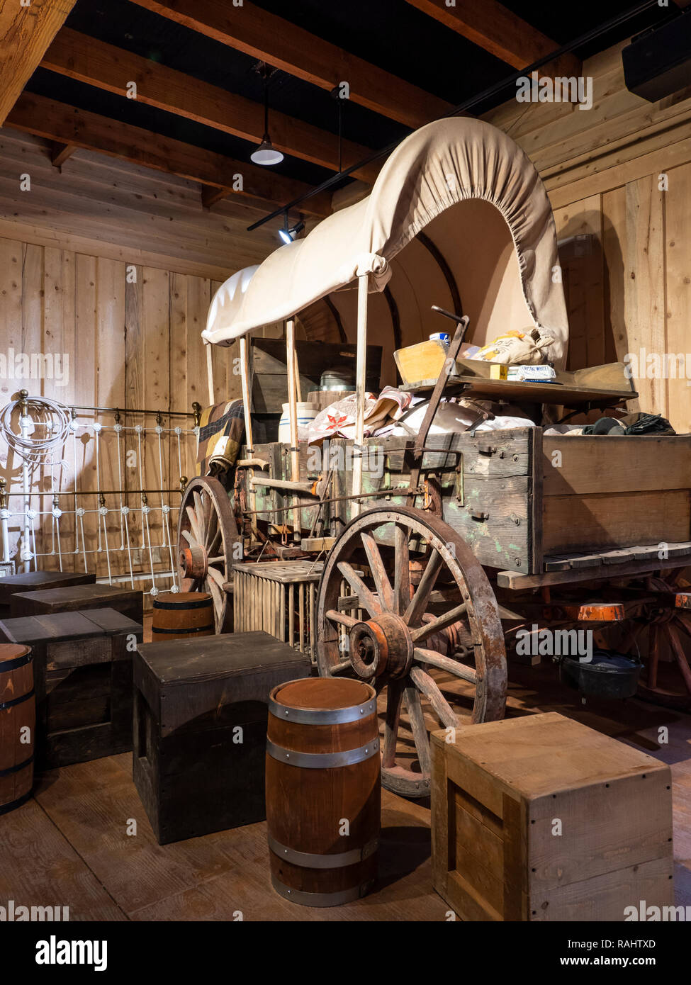 Réplique d'un wagon couvert, Bluff Fort, Bluff, Utah. Banque D'Images
