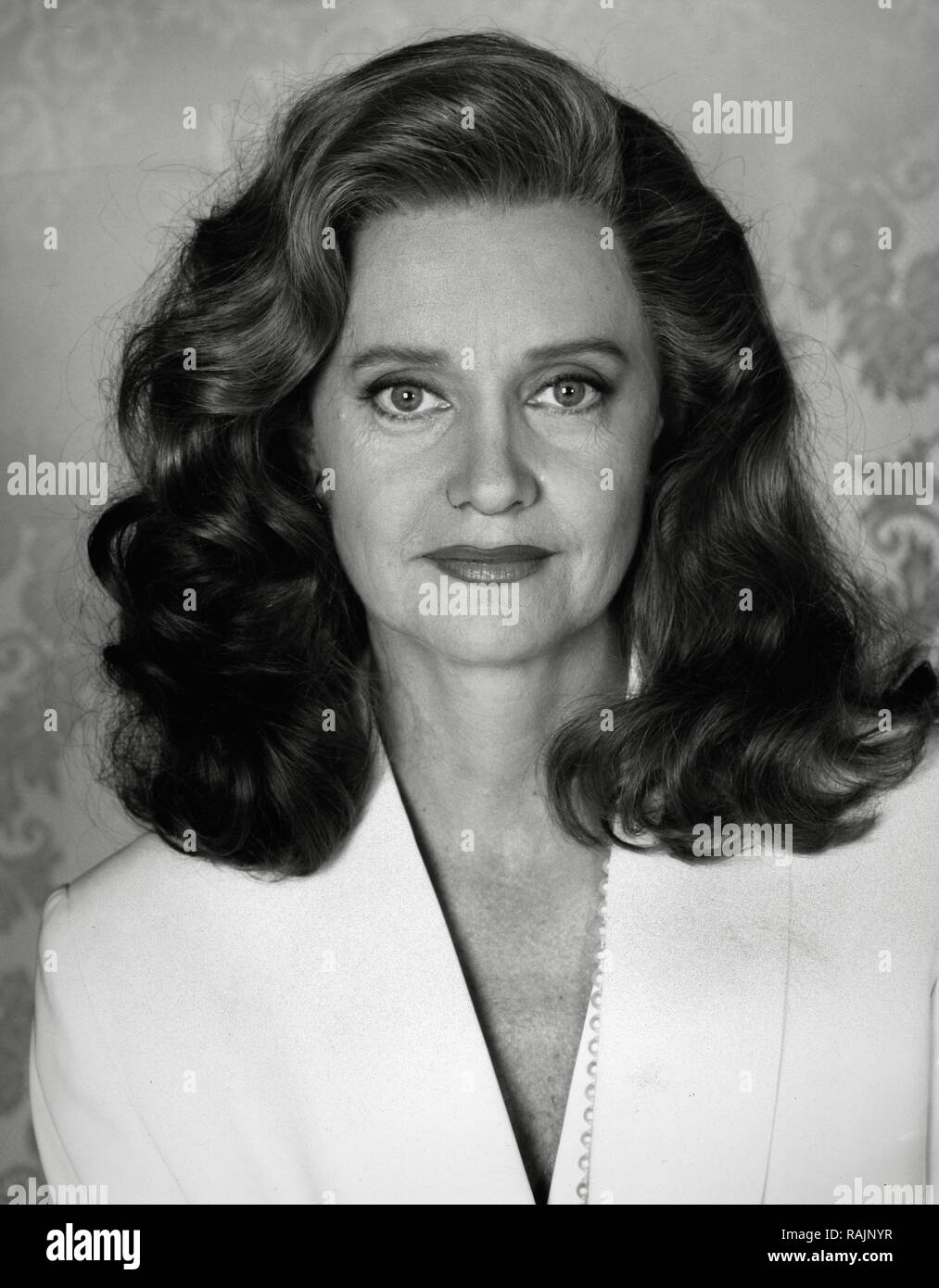 Photo publicitaire de Swoosie Kurtz, vers 1991 référence du dossier # 33636 952THA Banque D'Images