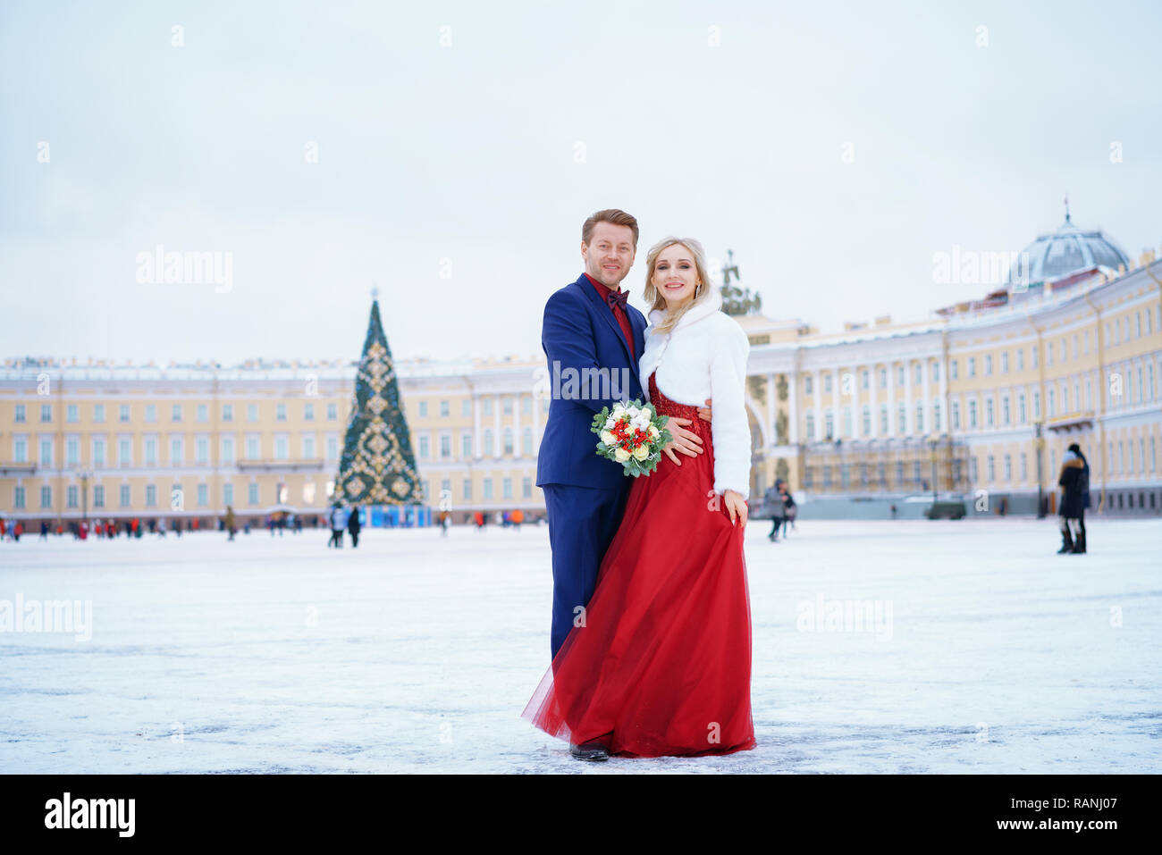 Robe rouge hiver hotsell