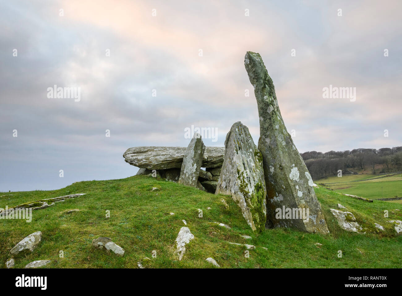 Cairn Holy 2 tombeaux néolithiques, dit être la tombe du roi écossais mythique Galdus, près de Creetown, Dumfries et Galloway, Écosse Banque D'Images