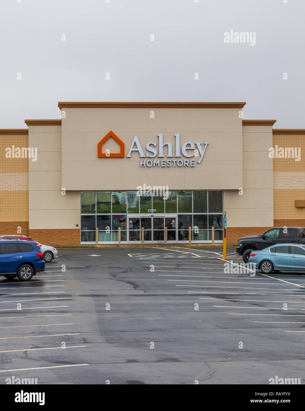 HICKORY, NC, USA-1/3/19 : Ashley HomeStore est une chaîne de magasins de meubles américain, avec plus de 800 sites dans le monde entier. Banque D'Images