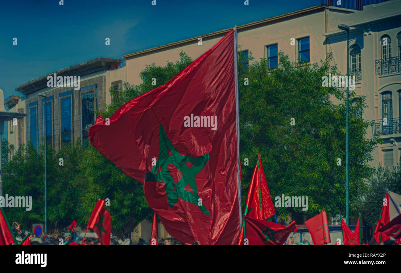 Drapeau marocain le drapeau du Maroc est fait un champ rouge avec un pentagramme vert émeraude. Banque D'Images