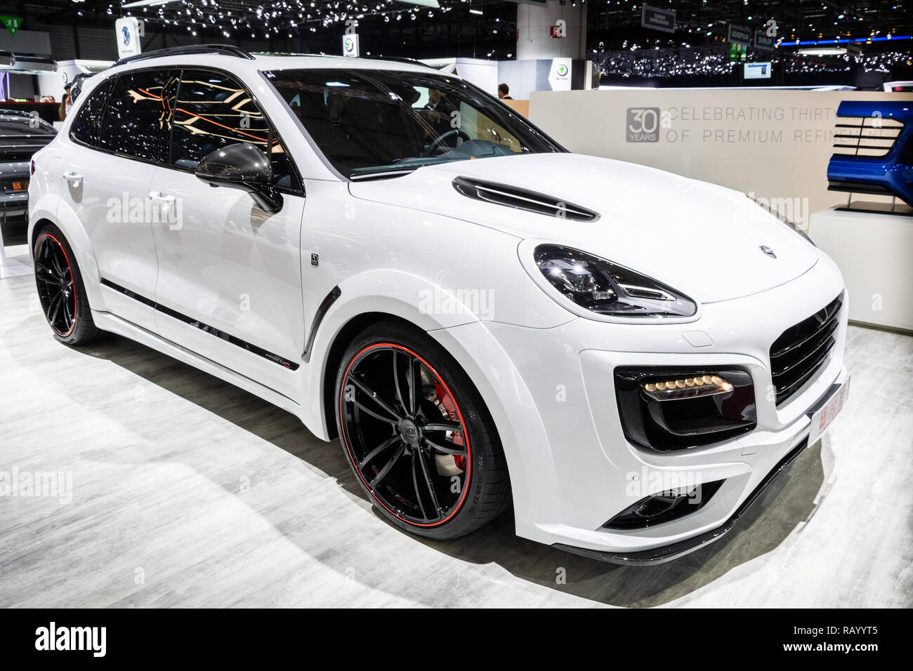 Genève, SUISSE - Le 8 mars 2017 : Techart Porsche Cayenne Turbo S Magnum  Voiture de luxe présenté à la 87e Salon International de l'Automobile de  Genève Photo Stock - Alamy