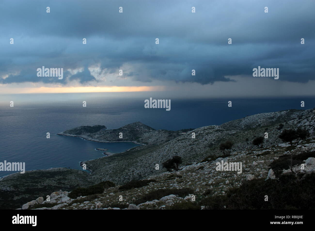 L'approche de l'île de Lastovo tempête, Croatie Banque D'Images
