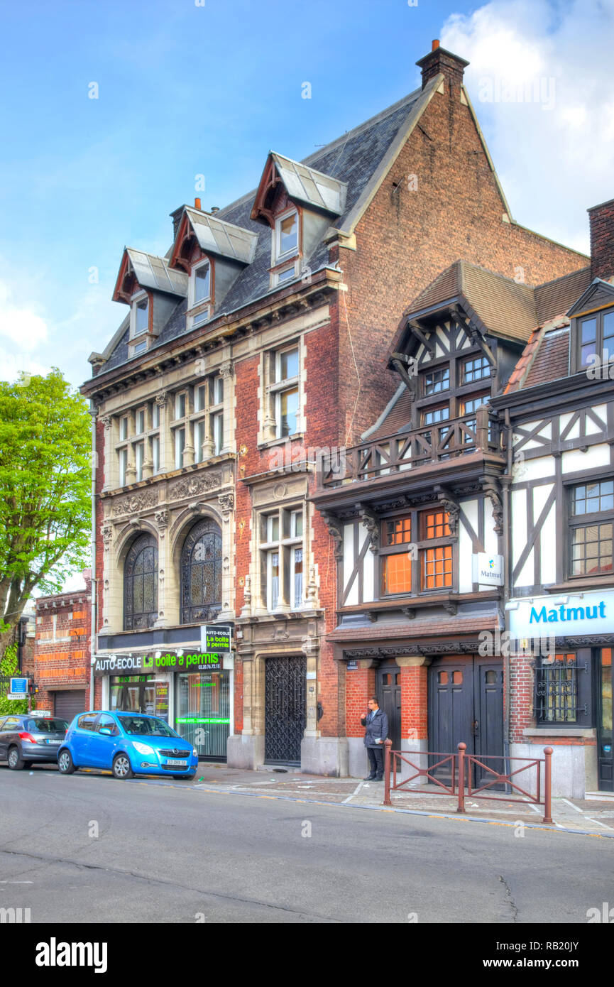 LILLE, FRANCE - Mai 02,2011 : les routes urbaines dans le centre historique de la ville Banque D'Images