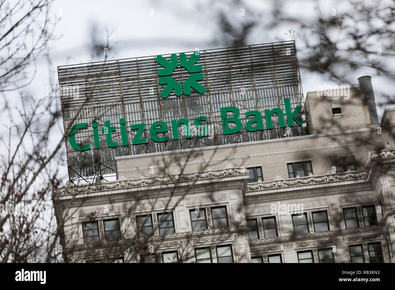 Un logo affiche à l'extérieur d'un établissement occupé par la Citizens Bank dans la région de Wilkes-Barre, Pennsylvanie, le 29 décembre 2018. Banque D'Images