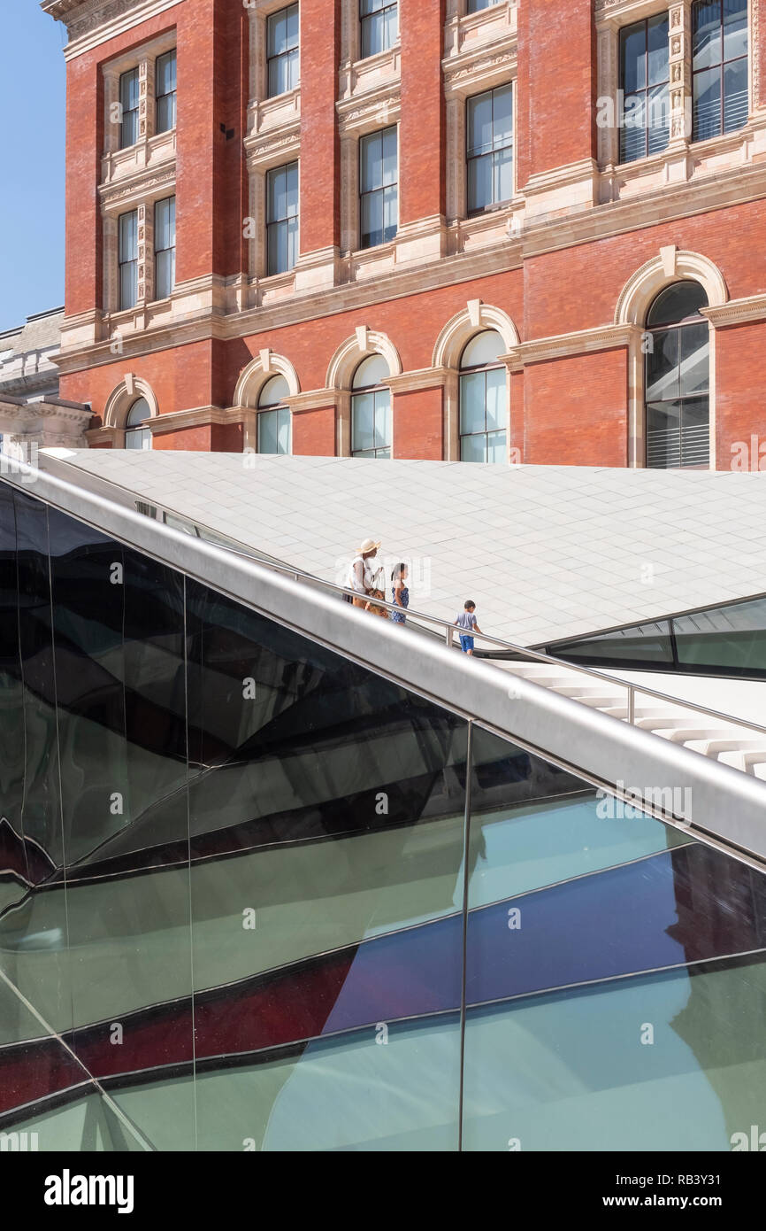 Cour Sackler, Victoria & Albert Museum, Kensington, London, UK Banque D'Images