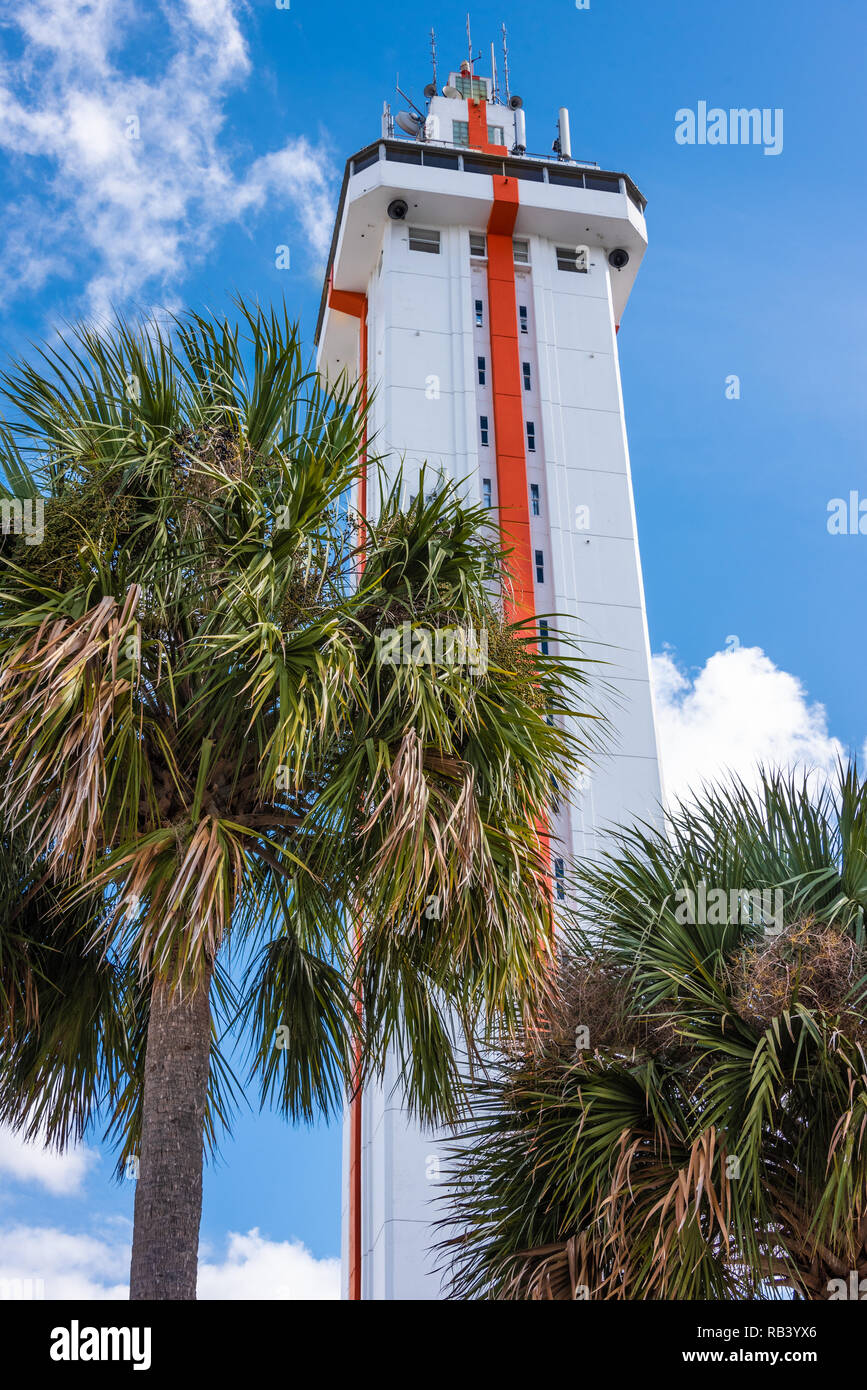 Le Citrus Tower, construit en 1956 comme une tour d'observation au-dessus du centre de la Floride vaste citronniers, à Clermont, en Floride. (USA) Banque D'Images