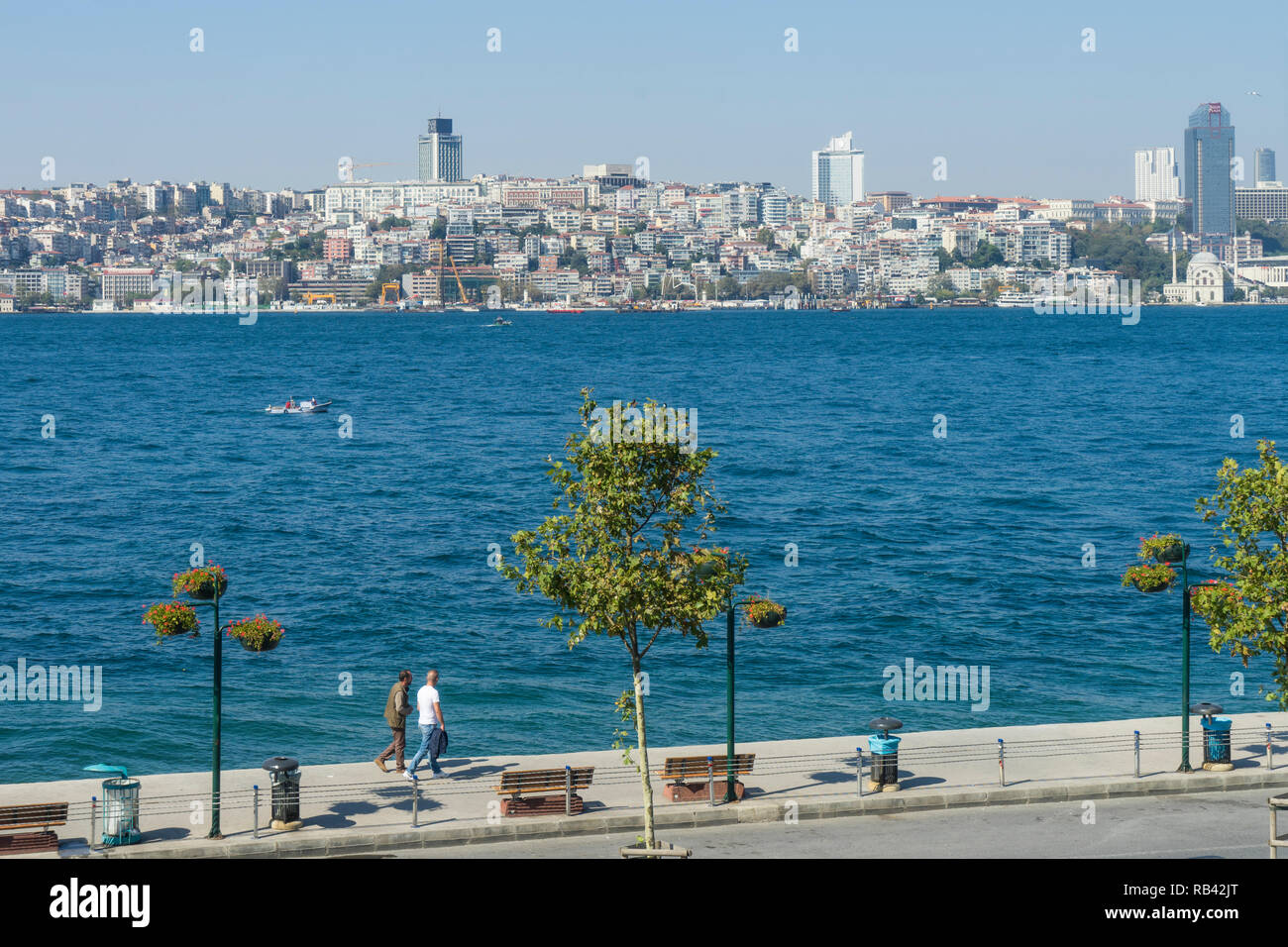 Une journée ensoleillée à Uskudar, la perle de l'Asie, la maison de l'histoire et de la culture, Istanbul, Turquie Banque D'Images