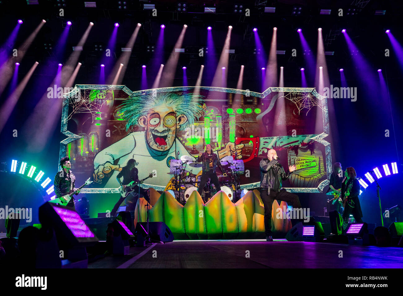 Helloween en concert à La Sala Tejo à Lisbonne, Portugal avec : Michael Kiske, Kai Hansen, Andi Deris, Michael Weikath, Markus Grosskopf, Sascha Gerstner, Daniel Löble Où : Lisboa, Portugal Quand : 06 Déc 2018 Crédit : Rui M Leal/WENN.com Banque D'Images