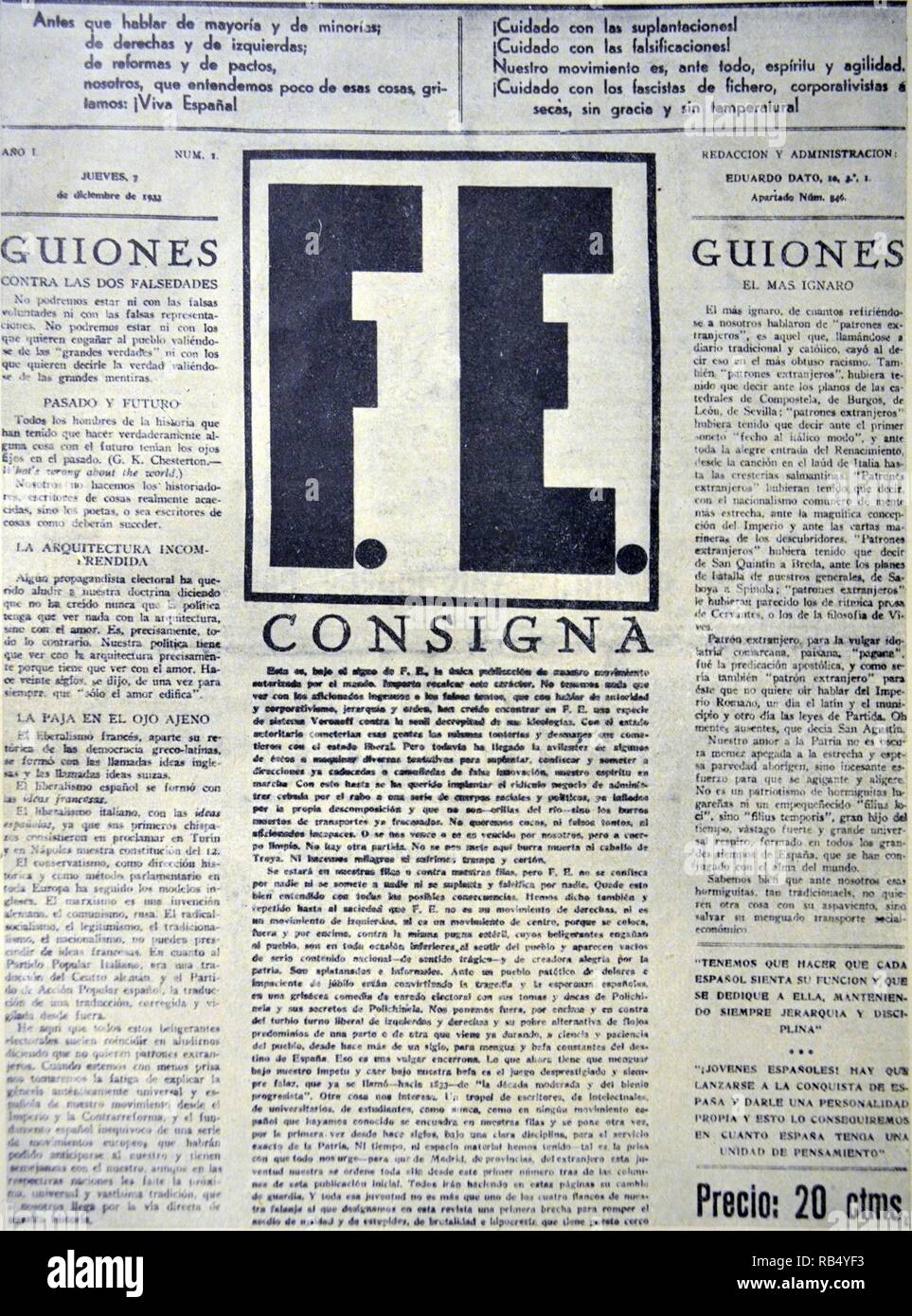 Guerre civile espagnole : phalange fasciste, Newsletter, FE (Falange EspaA +llo de las JONS) - créé par la fusion en 1934 de deux organisations fascistes, Primo de Rivera's Falange (phalange), fondé en 1933, et Ramiro Ledesma Juntas de Ofensiva Nacional-Sindicalista'(assemblées de National-Syndicalist) Offensive, fondée en 1931. Il est devenu un mouvement de masse lorsqu'il a été rejoint par les membres de l'AcciA3n populaires et par AcciA3n CatA3lica, dirigé par RamA3n Serrano SA0A +er. Banque D'Images